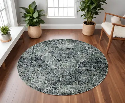 8' Gray Quatrefoil Round Rug