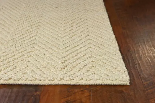 2' X 4' Ivory Chevron Hand Woven Area Rug