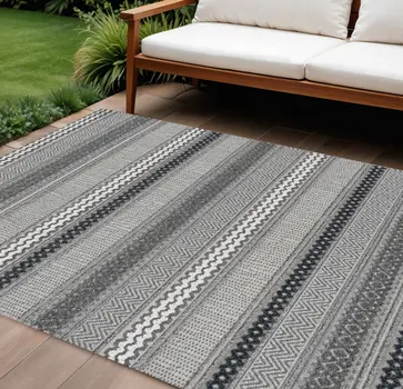 7' X 9' Gray And Ivory Southwestern Indoor Outdoor Area Rug