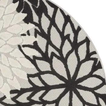 4' Black And White Round Indoor Outdoor Area Rug