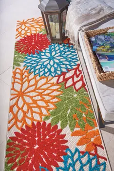 8' Green And Ivory Indoor Outdoor Area Rug