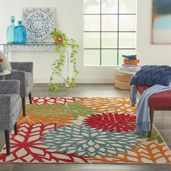 5' X 8' Green And Ivory Floral Indoor Outdoor Area Rug