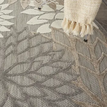 5' Gray And Ivory Round Indoor Outdoor Area Rug