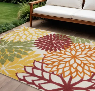 6' X 9' Green And Ivory Indoor Outdoor Area Rug