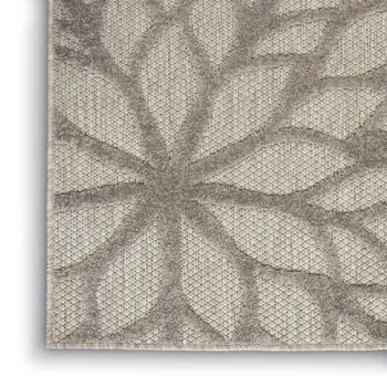 5' X 8' Gray Floral Indoor Outdoor Area Rug