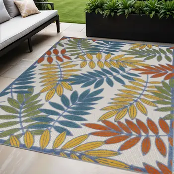5' X 8' Green And Ivory Floral Indoor Outdoor Area Rug