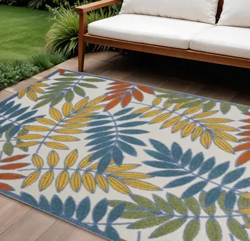 6' X 9' Green And Ivory Floral Indoor Outdoor Area Rug