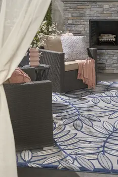 6' X 9' Ivory And Blue Floral Indoor Outdoor Area Rug