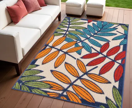 4' X 6' Ivory And Blue Floral Indoor Outdoor Area Rug