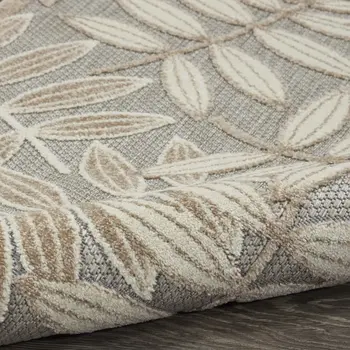 5' Gray And Ivory Round Floral Indoor Outdoor Area Rug