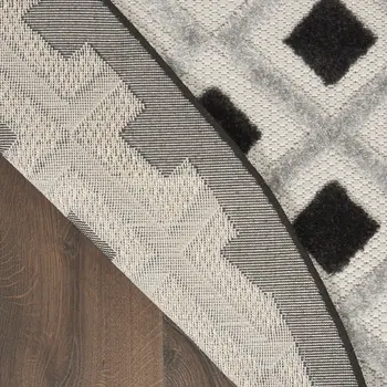 4' Black And White Round Indoor Outdoor Area Rug