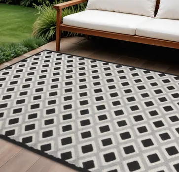 8' X 11' Black And White Indoor Outdoor Area Rug