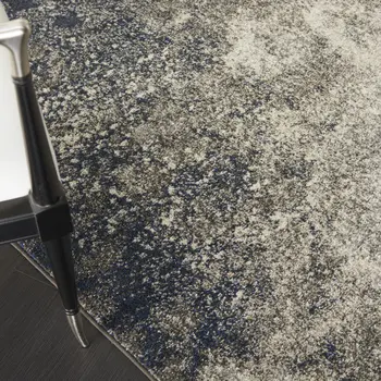 4' X 6' Ivory And Blue Floral Area Rug