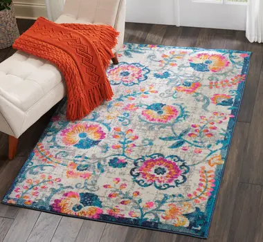 4' X 6' Ivory And Blue Floral Area Rug