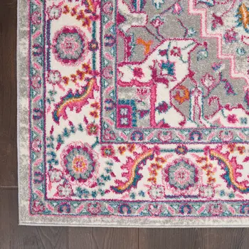 5' X 7' Light Gray And Pink Medallion Area Rug