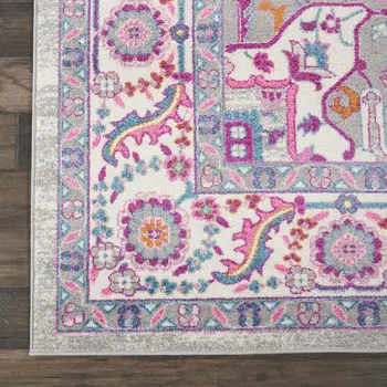 8' X 10' Light Gray And Pink Medallion Area Rug