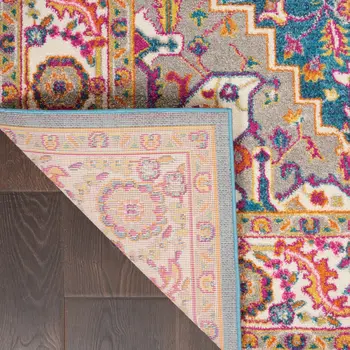 4' X 6' Teal And Ivory Medallion Distressed Area Rug