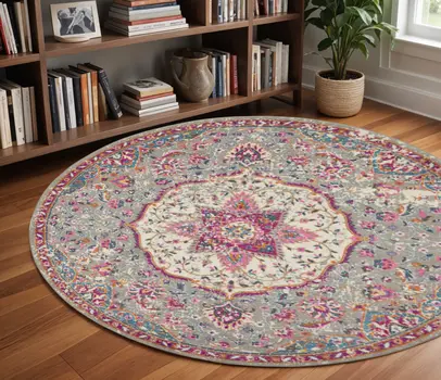 8' Gray And Ivory Medallion Round Rug