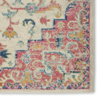 4' X 6' Pink And Ivory Southwestern Distressed Area Rug