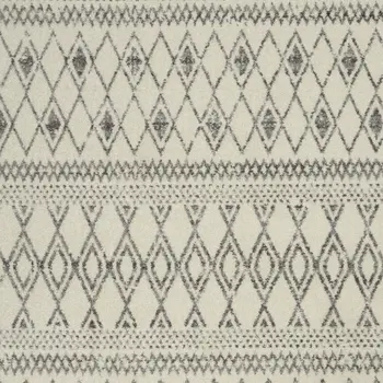 5' X 7' Gray And Ivory Geometric Area Rug