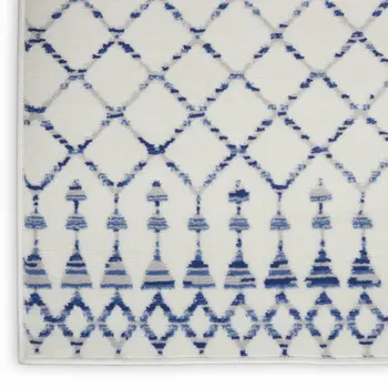 4' X 6' Ivory And Blue Geometric Area Rug