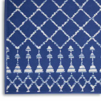 5' X 7' Ivory And Blue Geometric Area Rug
