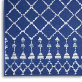 5' X 7' Ivory And Blue Geometric Area Rug