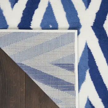 5' X 7' Ivory And Blue Geometric Area Rug