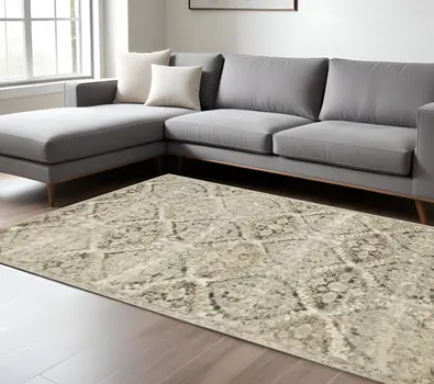 8' X 11' Ivory And Gray Trellis Distressed Area Rug