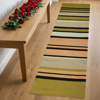 8' Black Tan And White Runner Rug