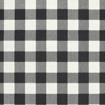 7' X 10' Black And Ivory Indoor Outdoor Area Rug