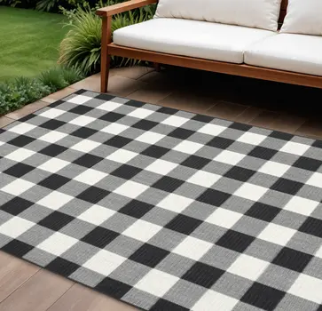 8' X 13' Black And Ivory Indoor Outdoor Area Rug
