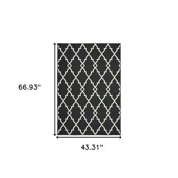 4' X 6' Black And Ivory Indoor Outdoor Area Rug