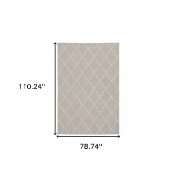 7' X 9' Gray And Ivory Indoor Outdoor Area Rug