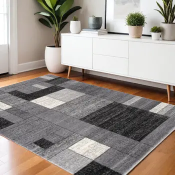 4' X 6' Gray Distressed Geometric Area Rug