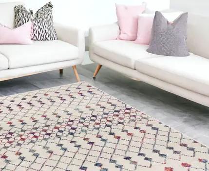 7' X 10' White Modern Geometric Grid Area Rug