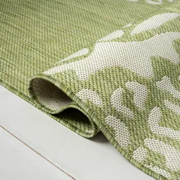 5' X 7' Green Indoor Outdoor Area Rug