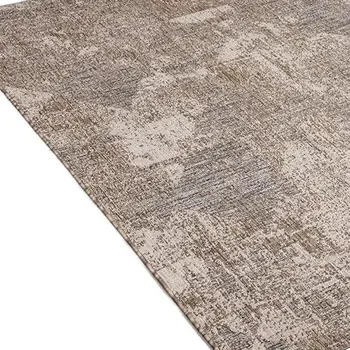 5' X 7' Gray and Ivory Abstract Area Rug