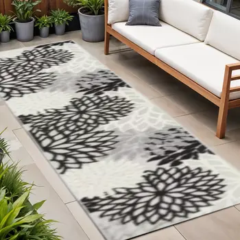 10' Black And White Indoor Outdoor Runner Rug