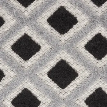 8' X 8' Black And White Round Indoor Outdoor Area Rug