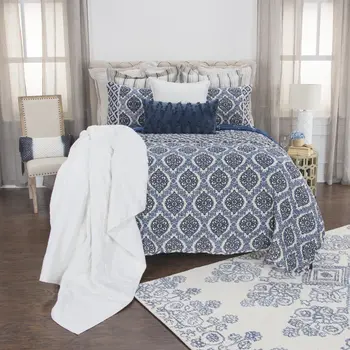 Blue And Ivory Damask King Quilt