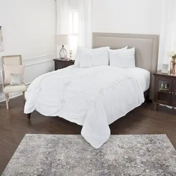 White Floral Queen Quilt