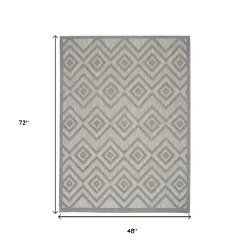 4' X 6' Gray Indoor Outdoor Area Rug