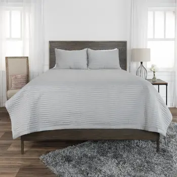 Set of Three Gray Geometric King Quilt
