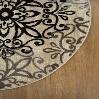 5' Tan And Gray Medallion Round Rug