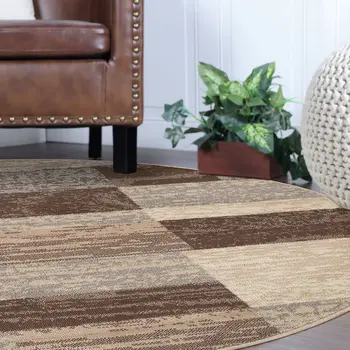 8' Brown And Beige Patchwork Round Rug