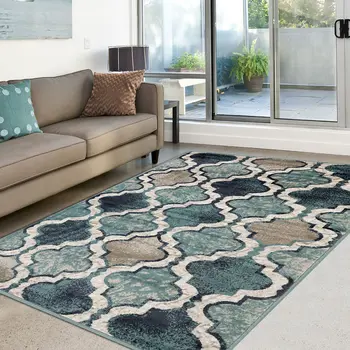 7' X 9' Deep Royal Quatrefoil Power Loom Distressed Stain Resistant Area Rug