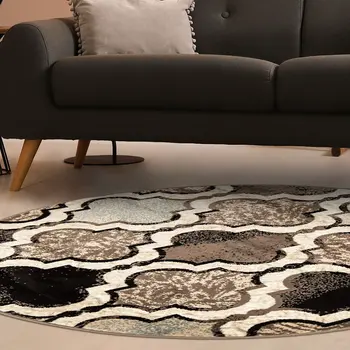 8' Ivory Quatrefoil Distressed Round Rug