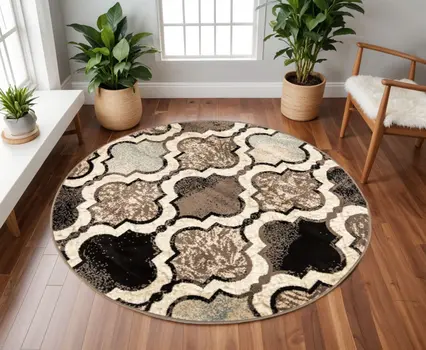 8' Ivory Quatrefoil Distressed Round Rug