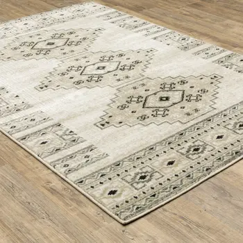 7' X 9' Gray And Ivory Southwestern Area Rug
